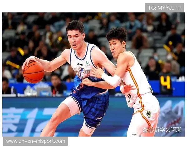 球员在CBA比赛中以稳定发挥被认为是球队中流砥柱，cba在役球员